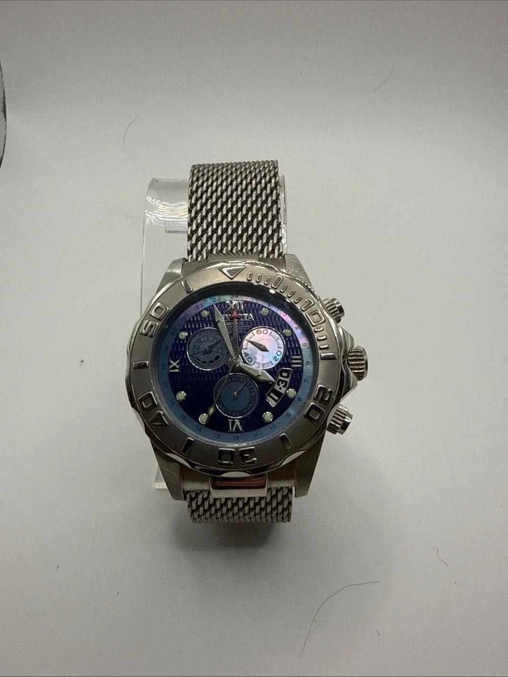 Invicta Pro Diver 6343 quartz timepiece from the Sea Wizard New Battery Silver